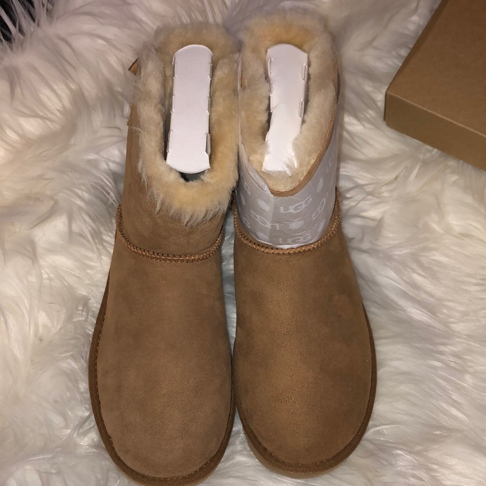 BRAND NEW Ugg 🎀 boots - Picture 5 of 6